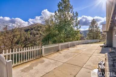 Main picture of 36660 Serpa Canyon Rd