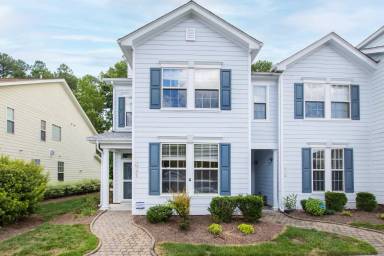 Main picture of 2017 Freeport Dr