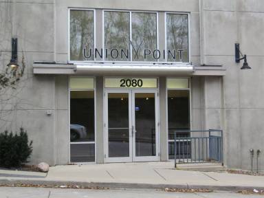 Main picture of 2080 N Commerce St