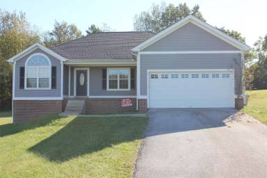 Main picture of 472 Crossfield Way