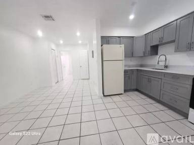 Main picture of 1538 NW 52nd Ave