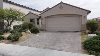 Main picture of 1539 Laguna Palms Ave