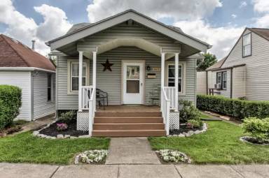 Main picture of 4615 Lancaster St