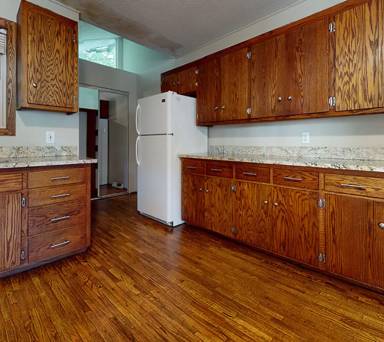 Main picture of 1083 18th Ave SE