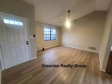 Main picture of 1305 Calamondin Dr