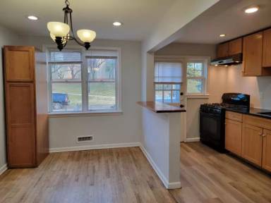 Main picture of 827 Umbra St