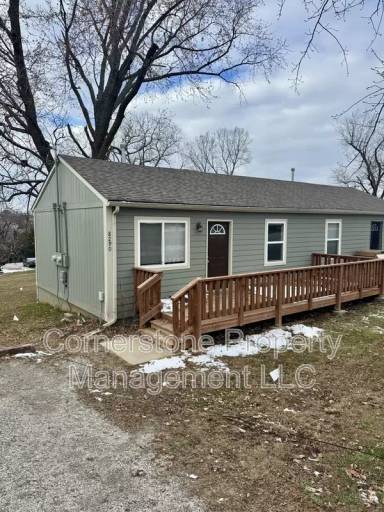 Main picture of 8270 Center Dr