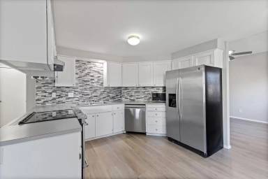 Main picture of 5391 NW 180th Pl