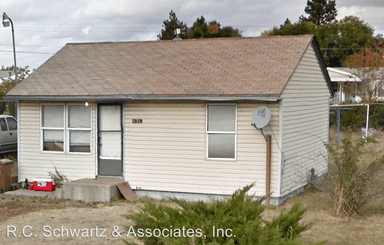 Main picture of 1911 E Lyons Ave