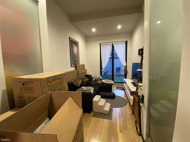 Main picture of 108 Frost St
