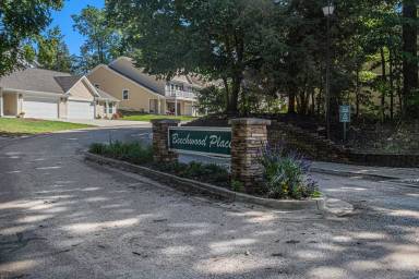 Main picture of 17543 Beechwood Ln