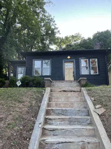 Main picture of 404 S Sunset Dr