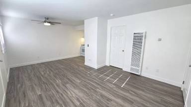 Main picture of 3244 Harding St