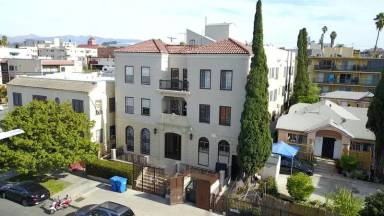 Main picture of 334 N. Heliotrope - 106