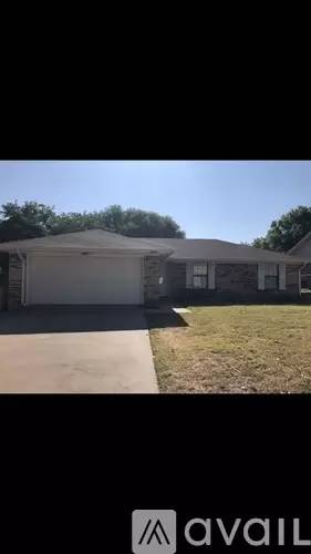 Main picture of 5405 Hooper Dr