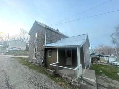 Main picture of 727 S 8th St
