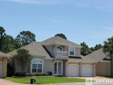 Main picture of 203 Tierra Verde Ln