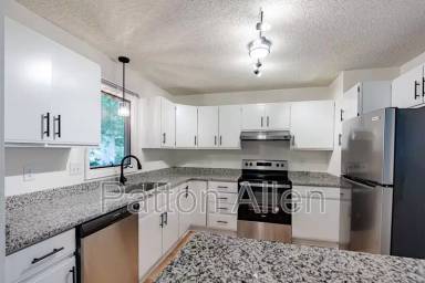 Main picture of 112 Glenn Bridge Rd