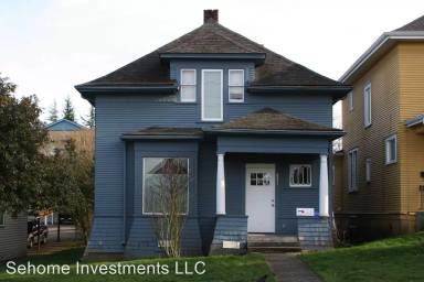 Main picture of 1104 High St