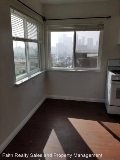 Main picture of 1040 Figueroa Ter