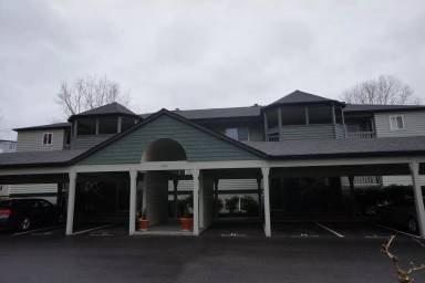 Main picture of 5050 S Landing Dr
