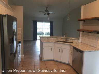 Main picture of 8728 NW 35th Pl