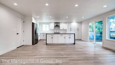 Main picture of 4216 NE 154th Ct