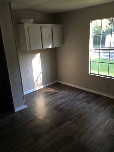 Main picture of 11 Thrasher Ln E