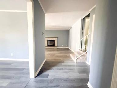 Main picture of 975 Melrose Dr