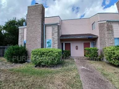 Main picture of 5001 Middlecoff Cir