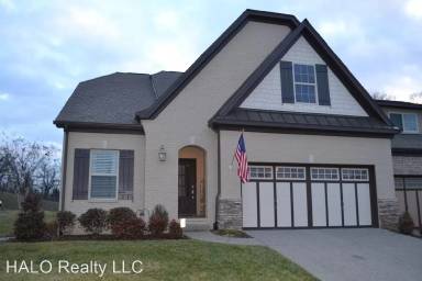Main picture of 961 Cherry Grove Dr