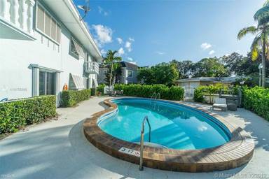 Main picture of 1200 Mariposa Ave