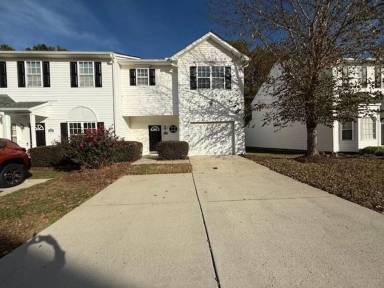Main picture of 500 Misty Groves Cir