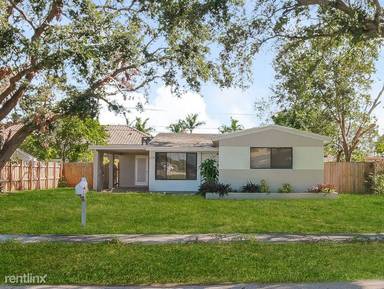 Main picture of 1321 N 66th Ave