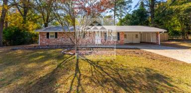 Main picture of 4702 Harbin St