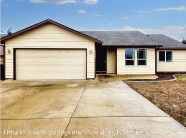 Main picture of 5104 Cleveland Ln