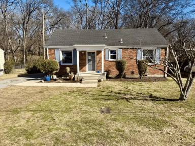 Main picture of 221 Graylynn Dr