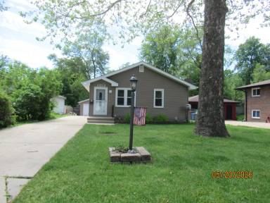 Main picture of 1012 Carrie Ave
