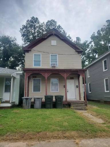 Main picture of 225 Lee St