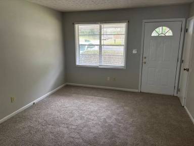 Main picture of 6270 Stoneway Dr