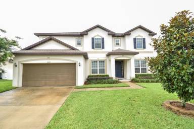 Main picture of 3525 Meadow Breeze Loop