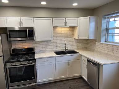Main picture of 905 Georgian Dr