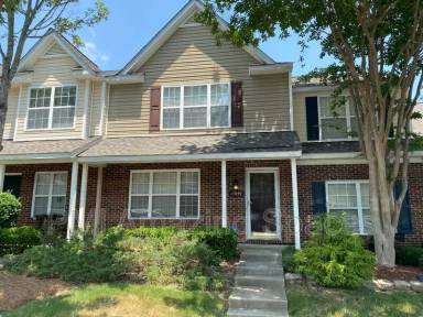 Main picture of 17005 Turning Stick Ct