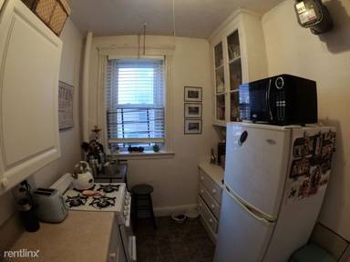 Main picture of 1450 Commonwealth Ave