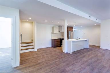Main picture of 40 Fisher Ave