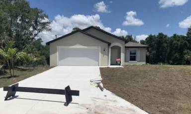 Main picture of 3936 Basket St