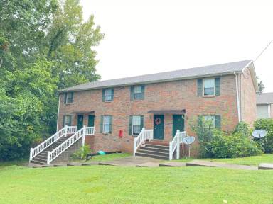 Main picture of 450 Martha Ln