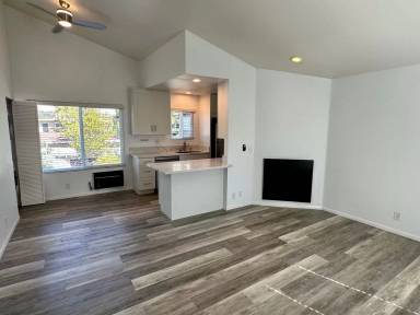 Main picture of 3675 Arizona St