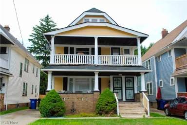 Main picture of 650 E 130th St