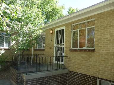 Main picture of 1600 Winona Ct
